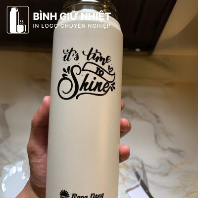 Bình giữ nhiệt quà tặng in logo thương hiệu Rạng Đông có quai xách dung tích 500ml BGN-53
