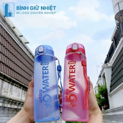 Bình nước nhựa quà tặng in logo thương hiệu Duy Tân nút bấm dung tích 700ml BNN-04