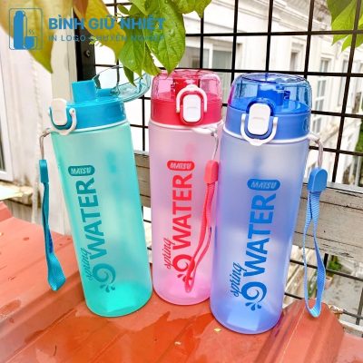 Bình nước nhựa quà tặng in logo thương hiệu Duy Tân nút bấm dung tích 700ml BNN-04